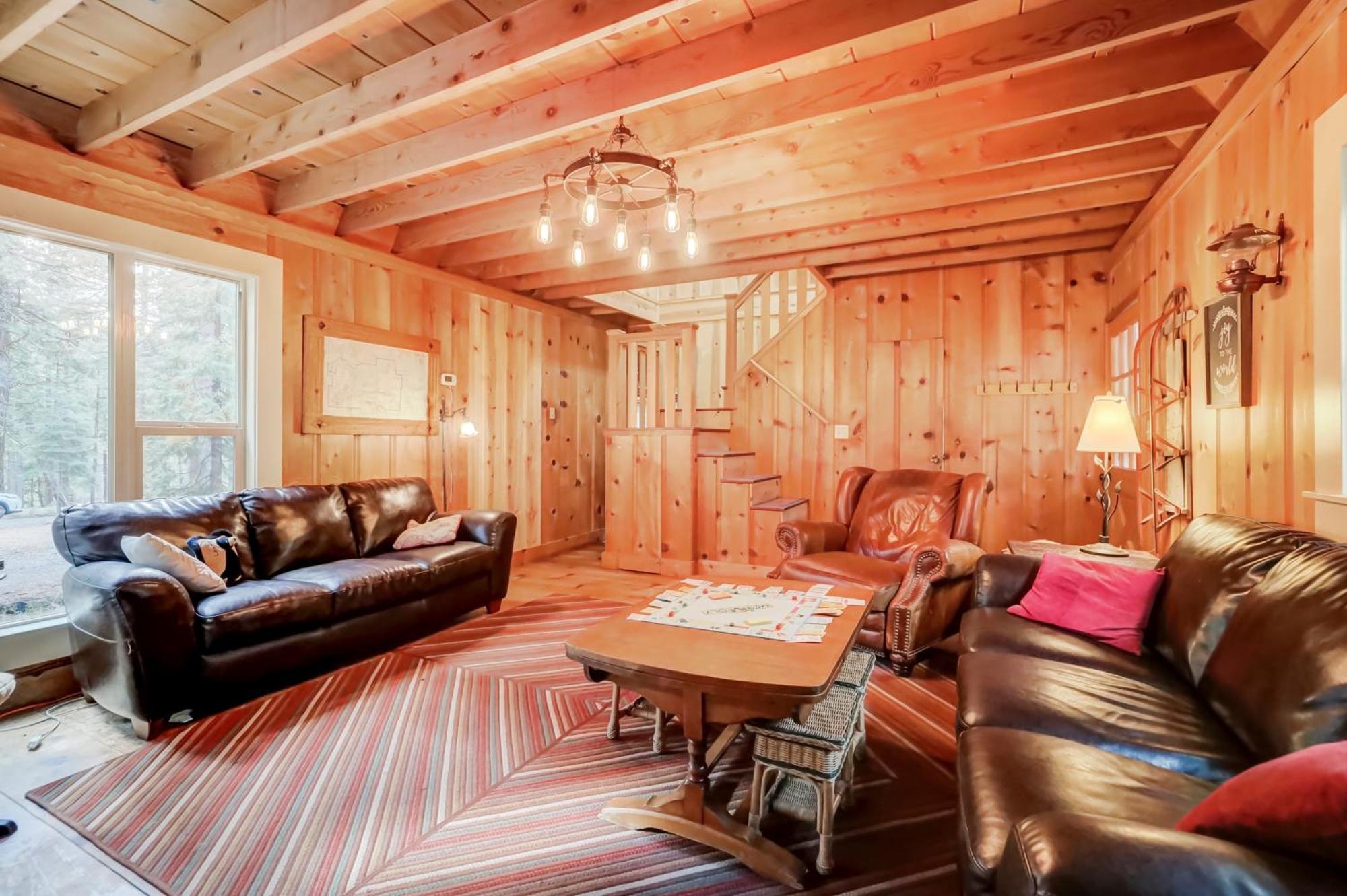 Spacious Classic Cabin Retreat- Near Lassen Mill Creek エクステリア 写真